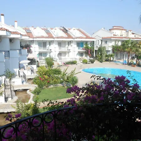 Lisa Park Villas 빌라 *